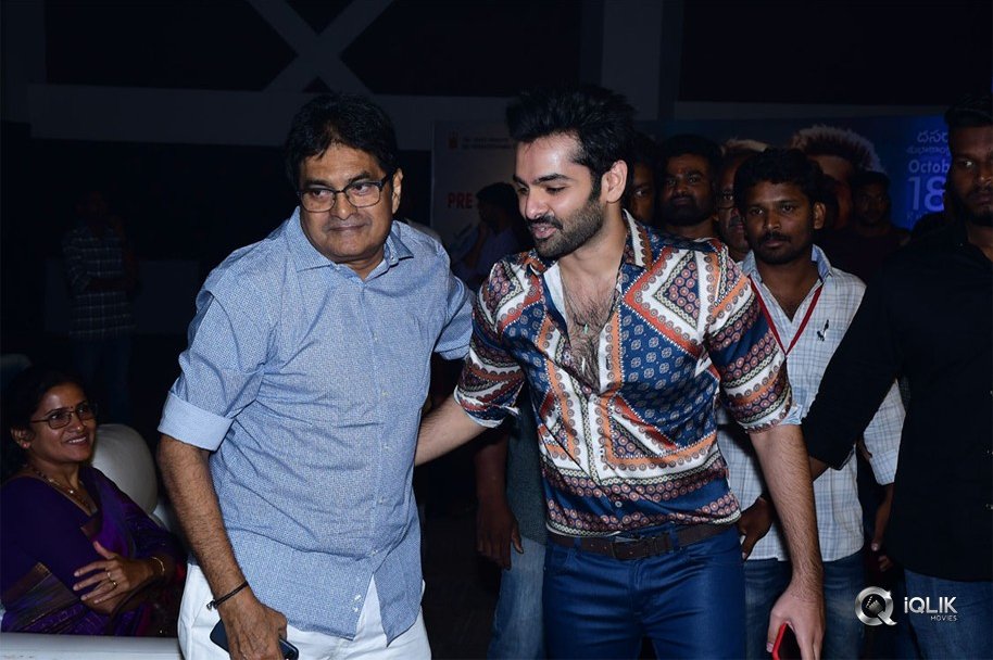 Hello-Guru-Prema-Kosame-Movie-Pre-Release-Event-Photos